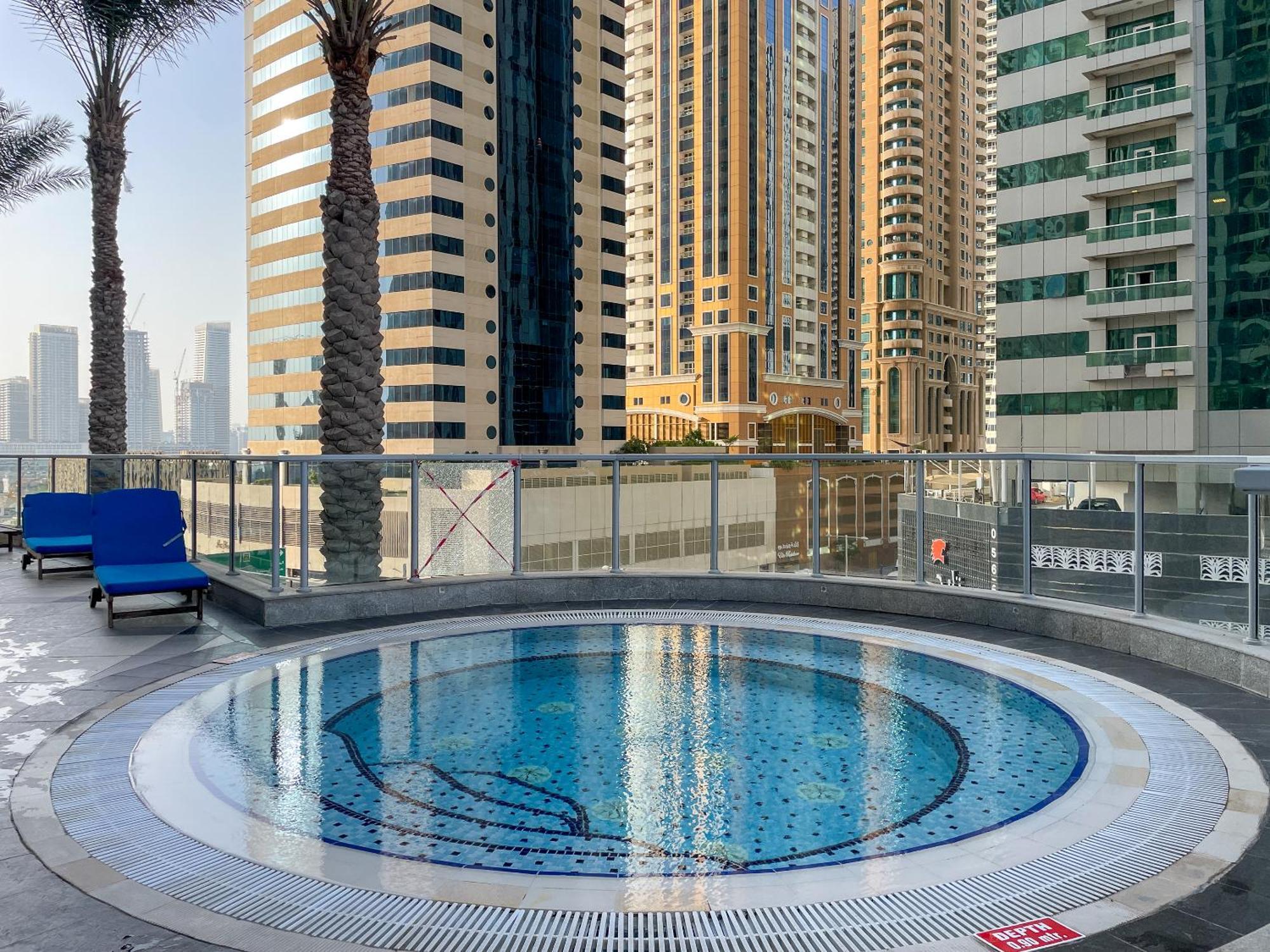 Torch 77 - By Saffron House Hostel Dubai Exterior foto