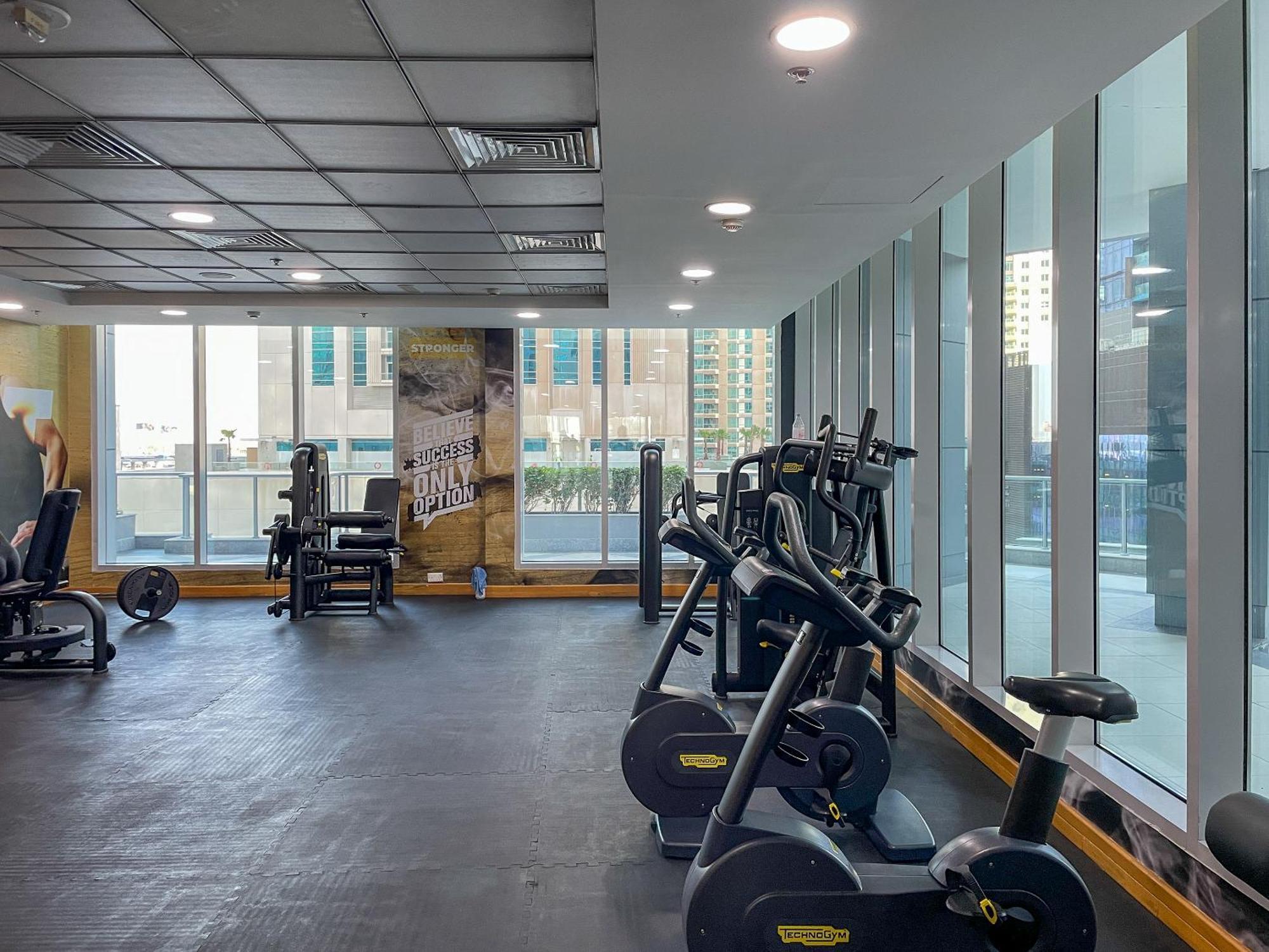 Torch 77 - By Saffron House Hostel Dubai Exterior foto