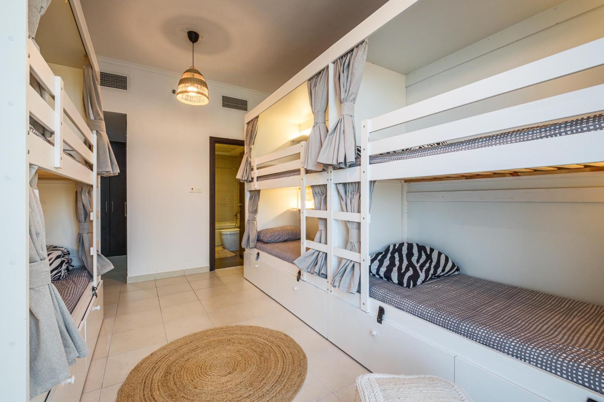Torch 77 - By Saffron House Hostel Dubai Exterior foto